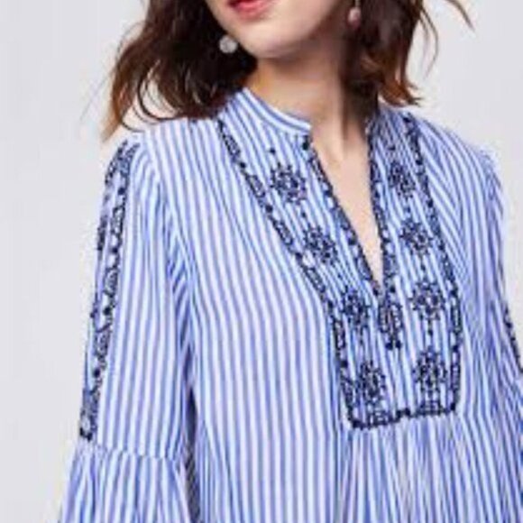 Ann Taylor LOFT Blue White Striped Embroidered Popover Blouse M Coastal Preppy - Picture 1 of 6